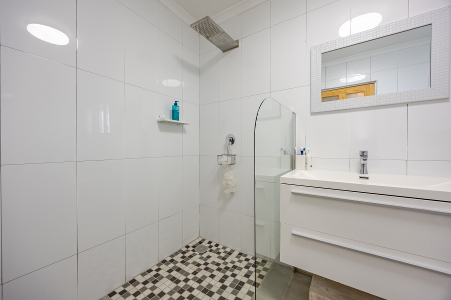 3 Bedroom Property for Sale in Edgemead Western Cape